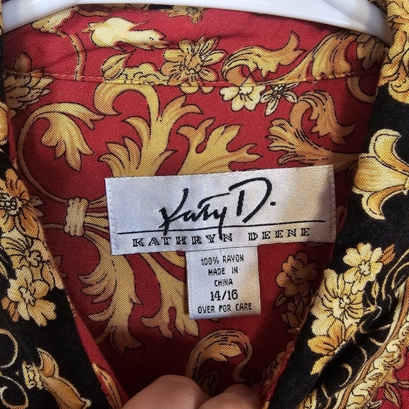 Vintage Button Down Ballon Sleeve Floral Old Money Blouse - Picture 3 of 5